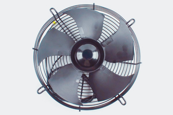 EC軸流風(fēng)機(jī)比DC軸流風(fēng)機(jī)強(qiáng)在哪？關(guān)鍵在這幾點(diǎn)！